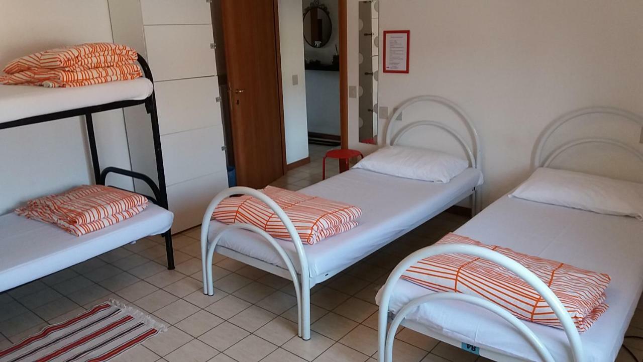 Hostel Easy بيزا المظهر الخارجي الصورة